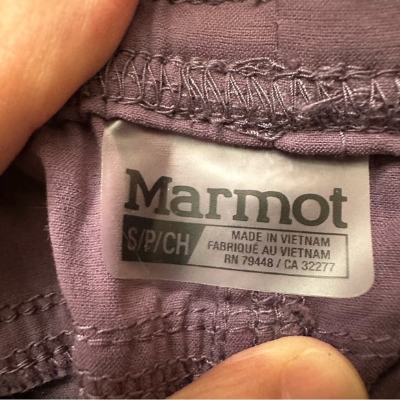 Marmot Shorts Womens 4” Inseam Lightweight Performance Purple Pockets Athleisure - Picture 6 of 10